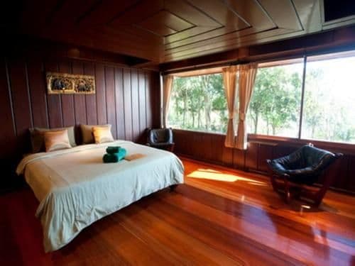 Sunset Suite (Lower)