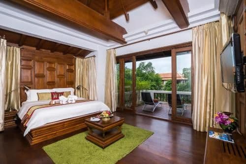 Family Pool Villa