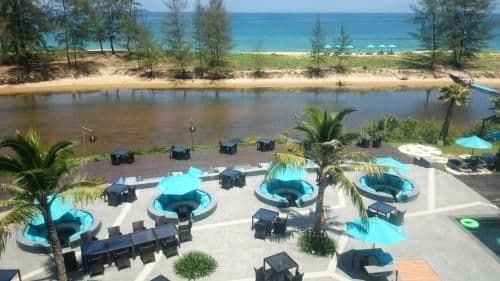 Prestige Pool Suite