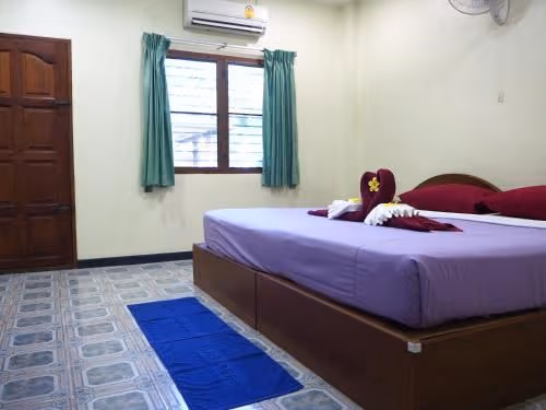 Standard Double or Twin Room with Air Conditioning