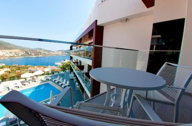 DOUBLE SIDE SEA VIEW