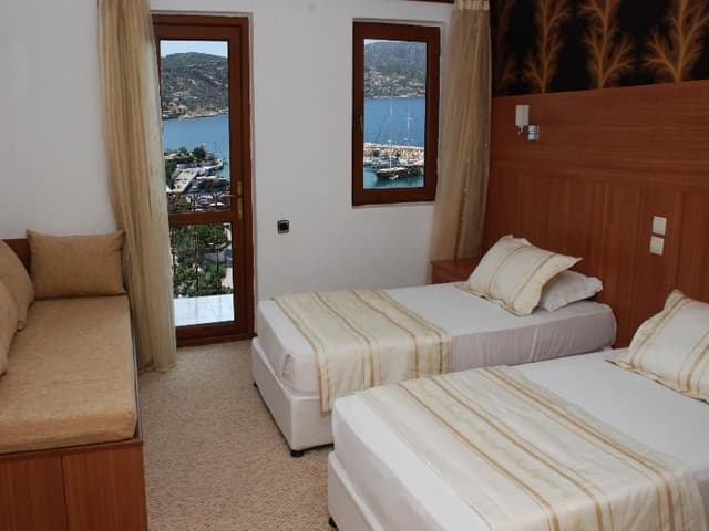 DOUBLE SEA VIEW