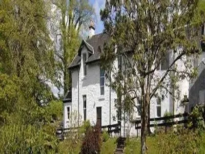 Kilfinan Hotel