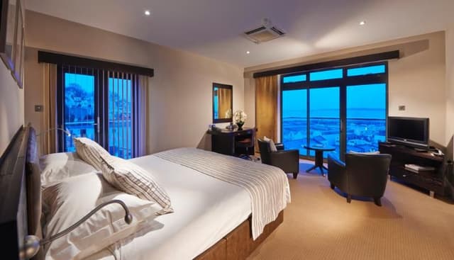 SUITE LUXURY