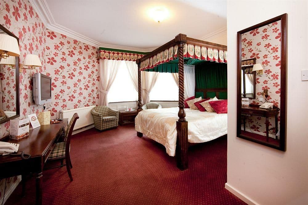 Larkfield Priory Hotel