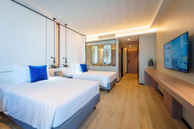 Deluxe Twin Room