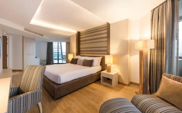 Deluxe Terrace Room with Sea View