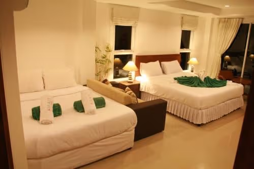 Family Room (4 Adults)