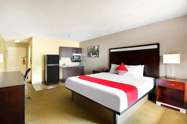 Room KING SIZE BED