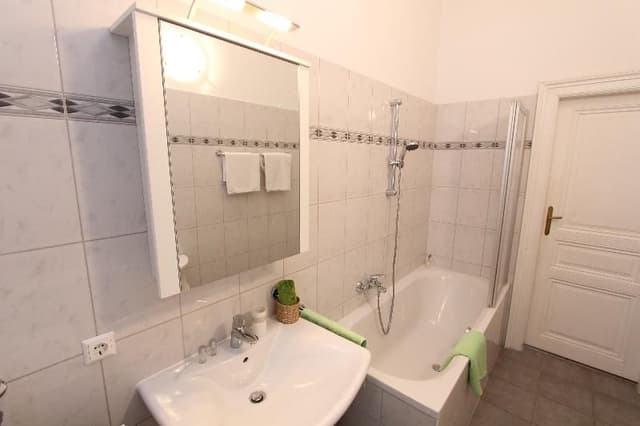 APARTMENT GRAND