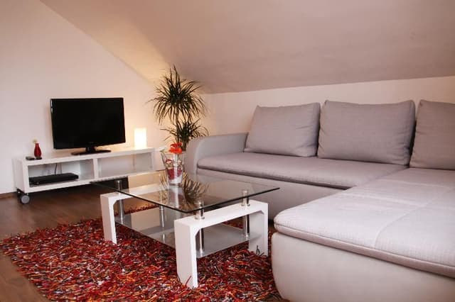 APARTMENT COMFORT