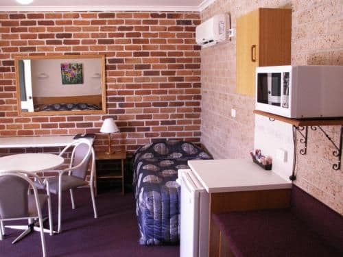 Queen Room - Disability Access