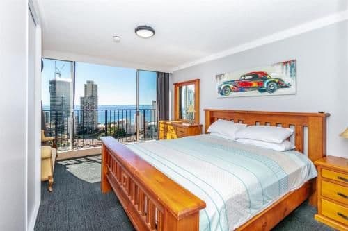 Deluxe Apartment