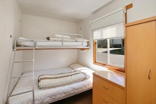 Deluxe Two-Bedroom Cabin with Ocean View