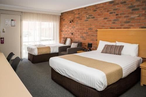 Standard Twin Room