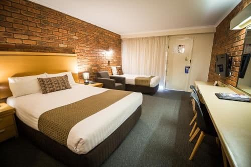 Standard Twin Room