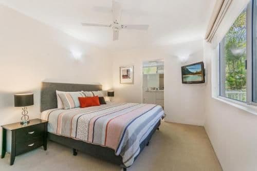 Two-Bedroom Apartment with Balcony and View