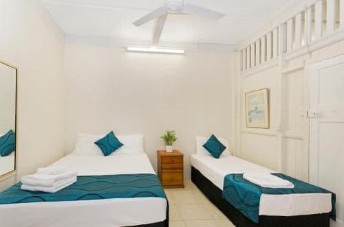 Budget Two-Bedroom Apartment - Beachfront