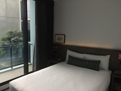 Petite Room