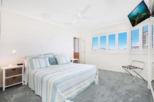 Deluxe Two-Bedroom Apartment