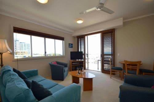 Deluxe One-Bedroom Apartment
