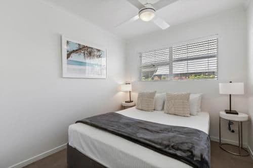 Three-Bedroom Apartment with Balcony - Penthouse