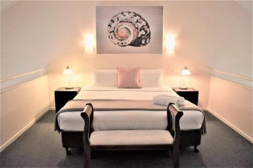 Two bedroom Two Bathroom Apartment - Split Level
