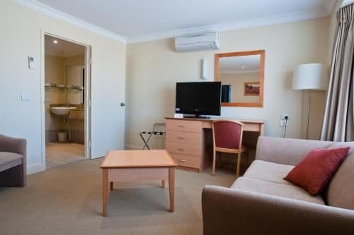 One Bedroom Apartment with Spa