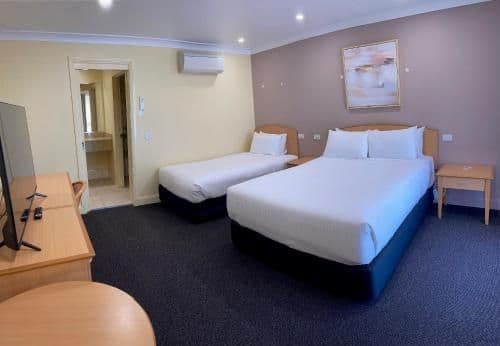 Triple Room