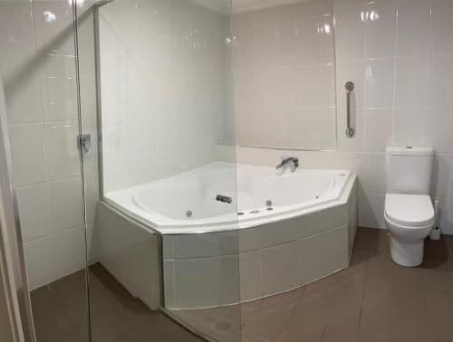 Executive One Bedroom Apartment with Spa
