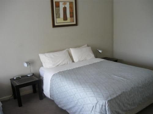 Queen or Twin Suite