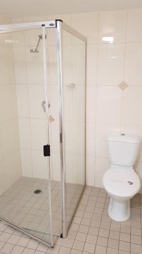 Queen and Single with Kitchenette