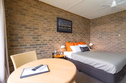 King Suite with River View