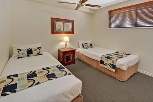 Deluxe Two-Bedroom Apartment with Spa Bath