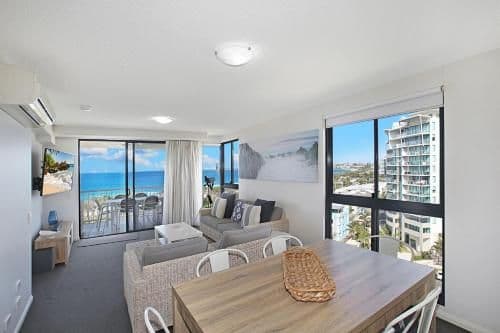 Catalina II, 3 Bedroom Ocean View Apartment with Air Conditioning