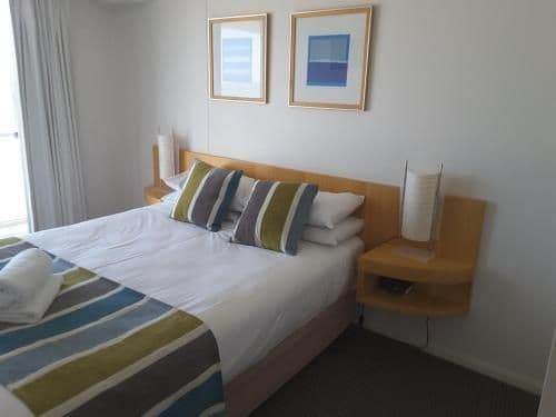 Catalina II, 2 Bedroom Ocean View Apartment with Air Conditioning