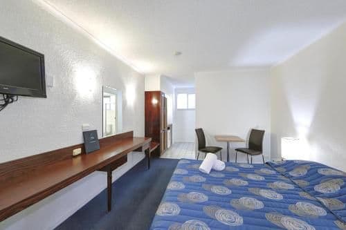 Queen Suite