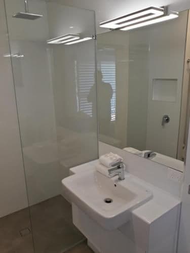 Executive Two-Bedroom Apartment with Ocean View