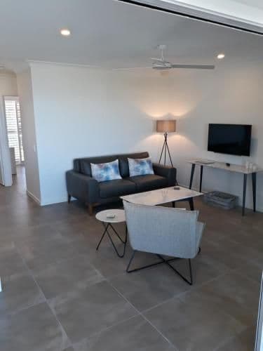 Executive Two-Bedroom Apartment with Ocean View