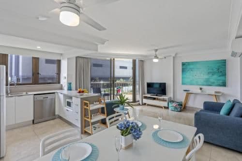 Two-Bedroom Apartment with Partial Ocean & Hinterland View
