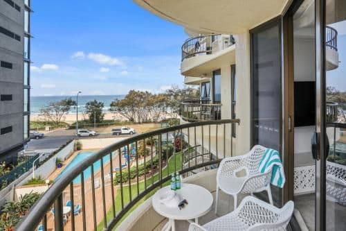 Two-Bedroom Apartment with Partial Ocean & Hinterland View