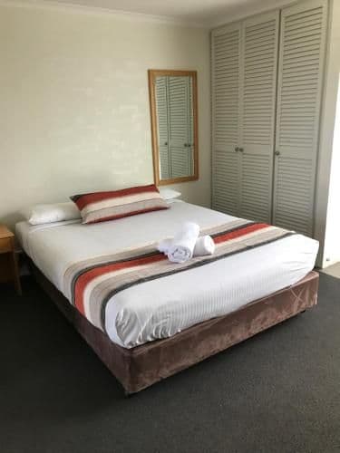 Executive Queen Room