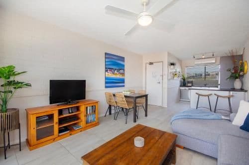 One-Bedroom Apartment with Ocean View