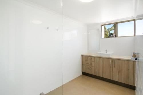 One-Bedroom Apartment with Partial Ocean View