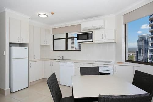 One-Bedroom Apartment with Balcony and Ocean View