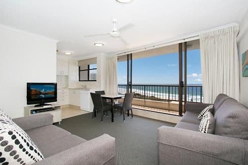One-Bedroom Apartment with Balcony and Ocean View