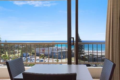 One-Bedroom Apartment with Balcony and Ocean View