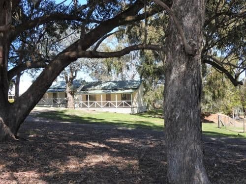 One-Bedroom Self Contained Spa Cottage