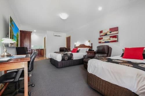Twin Suite
