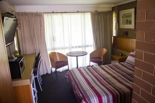 Standard Queen Room
